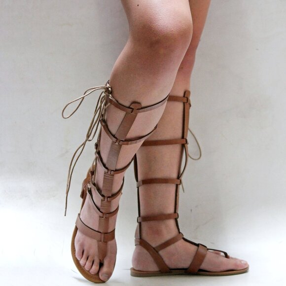 New Women Brown Lace Up Thong Knee High Tall Gladiator Sandals - Picture 3 of 3